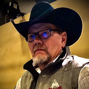 Meet your Posher, Derek